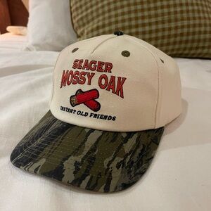 Seager/Mossy Oak - Cream Camo Hat
